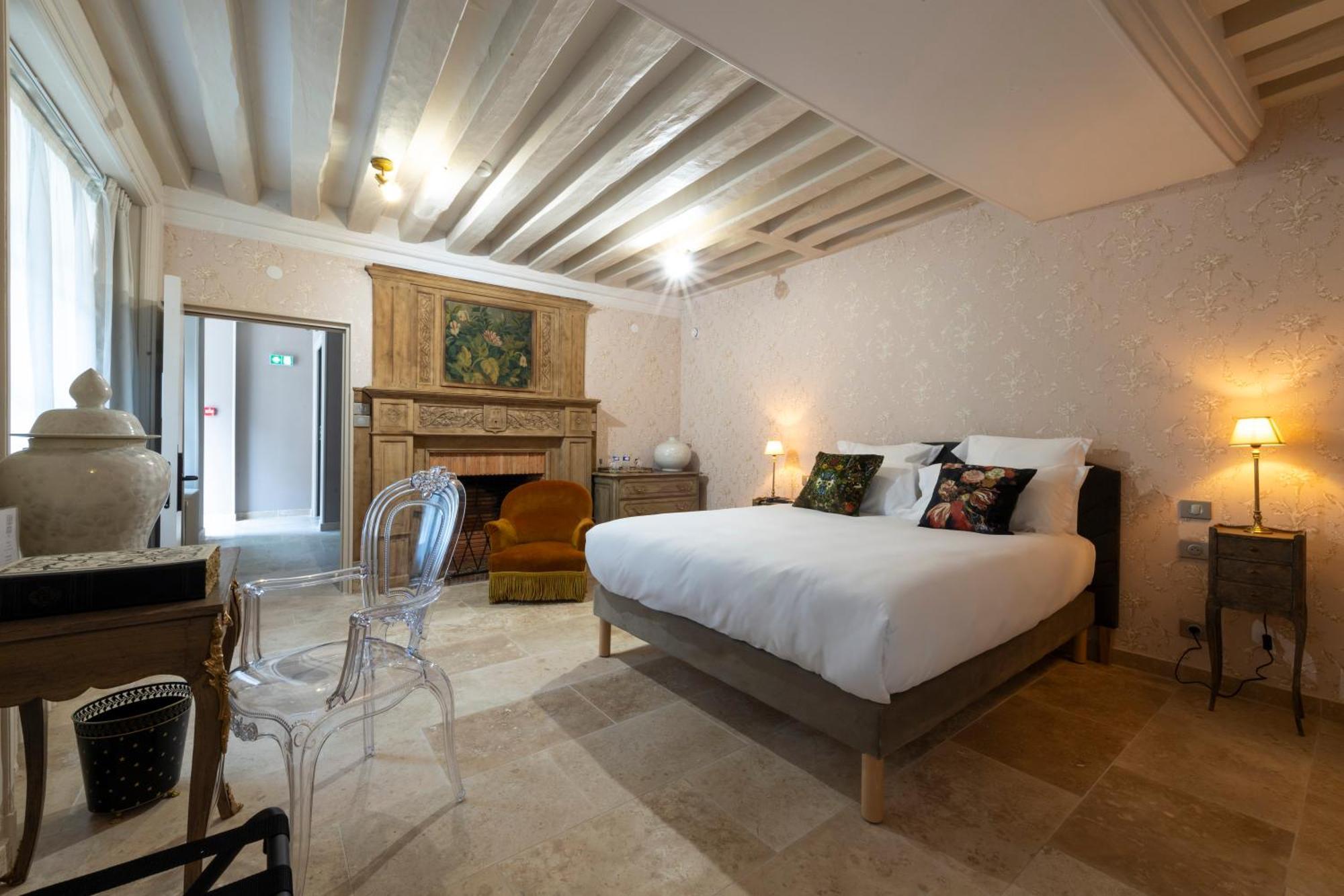 Hotel De La Poste Avallon Esterno foto