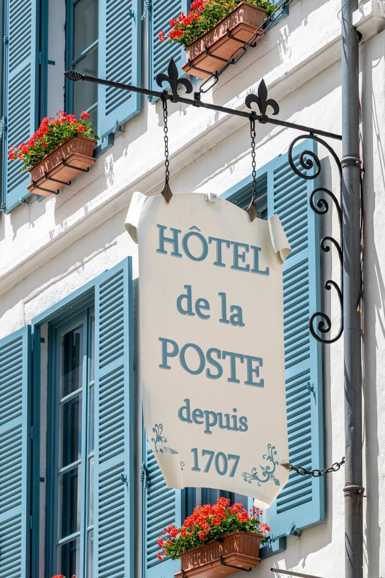 Hotel De La Poste Avallon Esterno foto